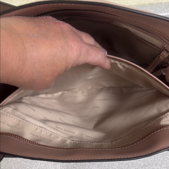 Michael Kors Whitney large leather  Pink Tote Bag with Elegant Design - Picture 16 of 16